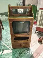 Tv trolley with tv