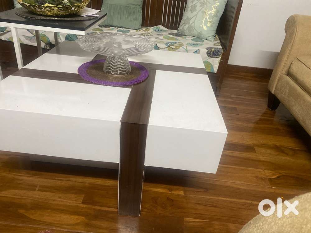 Centre table pure teak wood