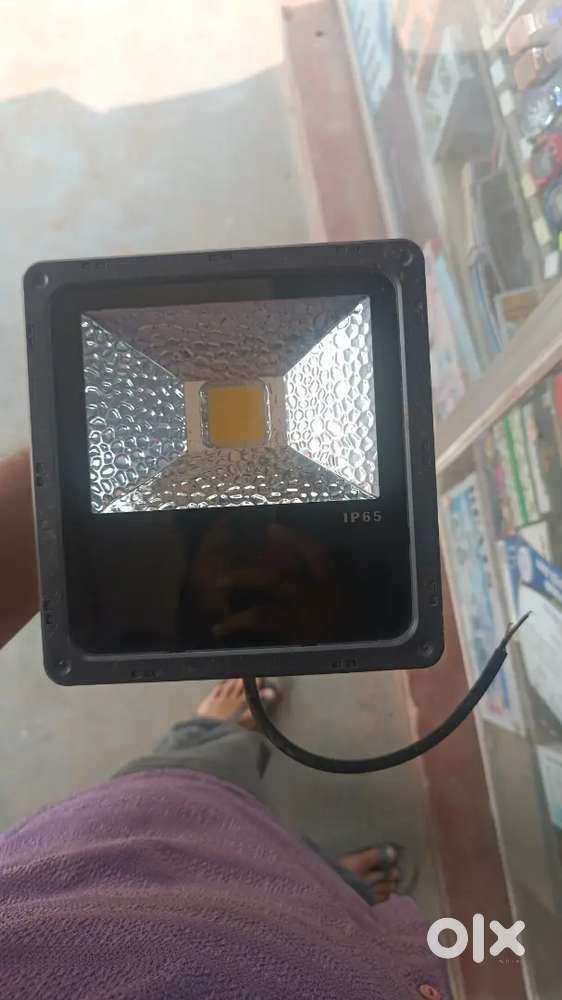 Light 100w