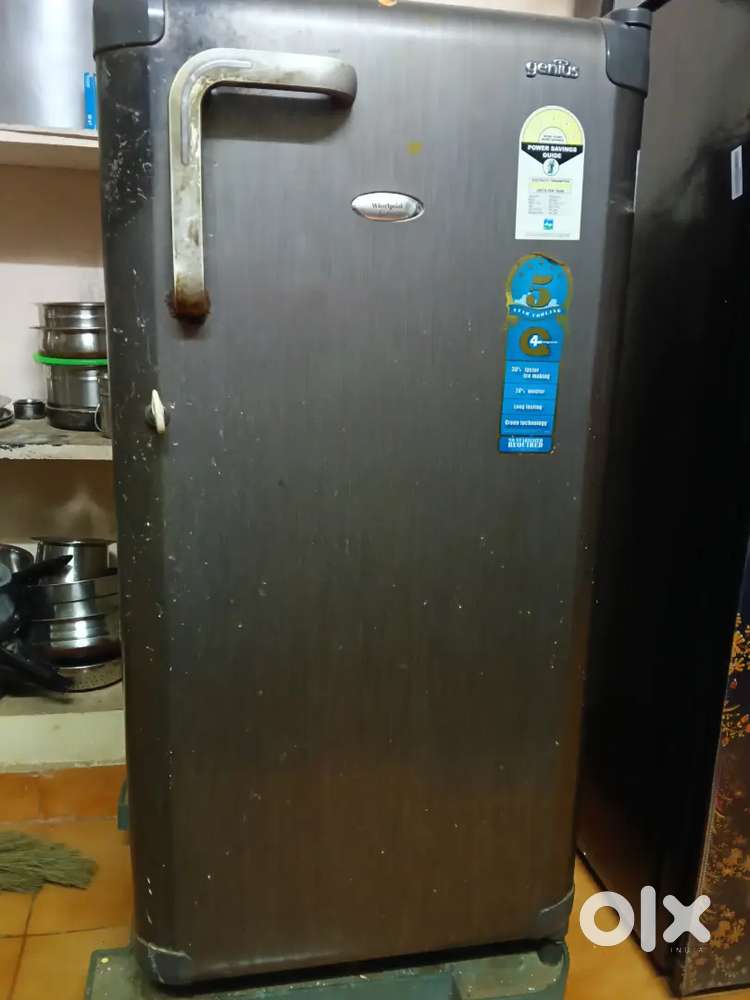 For SALE WHIRLPOOL FRIDGE