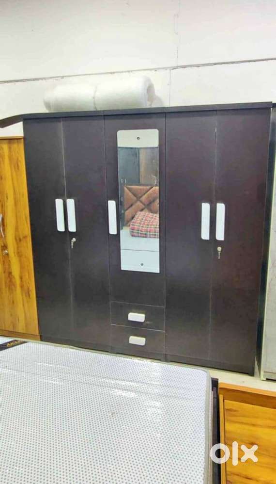 MAXI SPACE SAVER NEW 5 DOOR WARDROBE WITH FREE DELIVERY