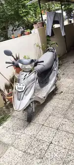 Condition ok single driven by doc. In scooty all accessories fitment