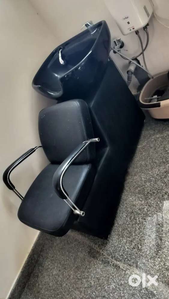 Saloon Shampoo Chair Almost New