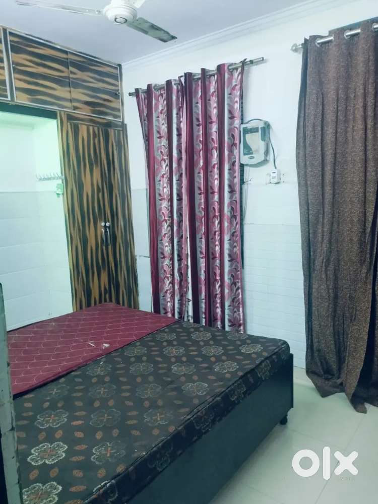 PG FOR BOYs & GIRLs(SEPARATE) WITH FOODs