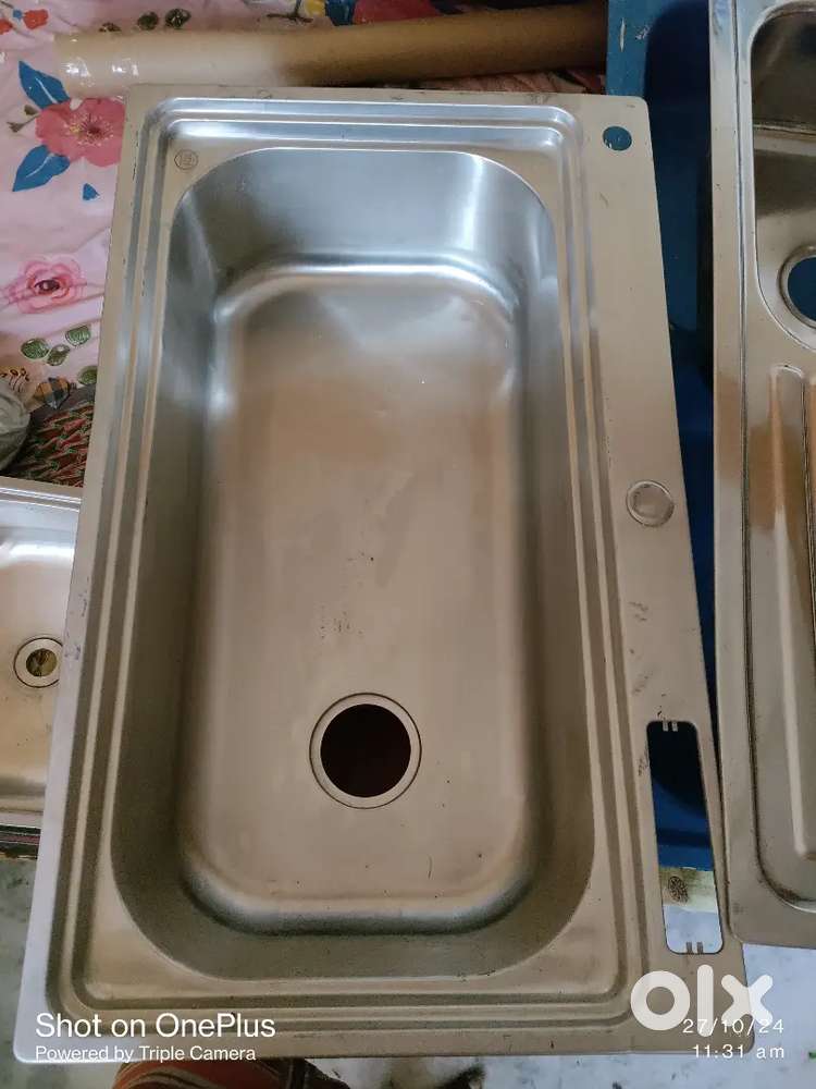 Big and small size sink