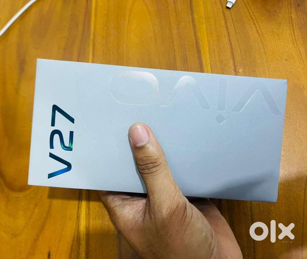 VIVO V27 5G 8GB Ram 128  JUST BOX OPEND  NO ACTIVATE