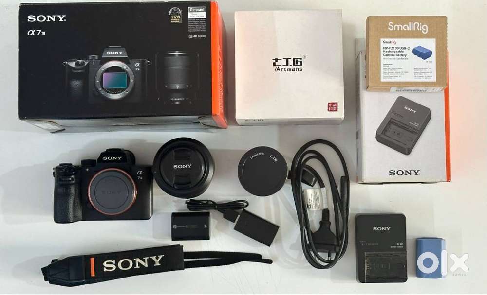 Sony A7III+ lenses & batteries