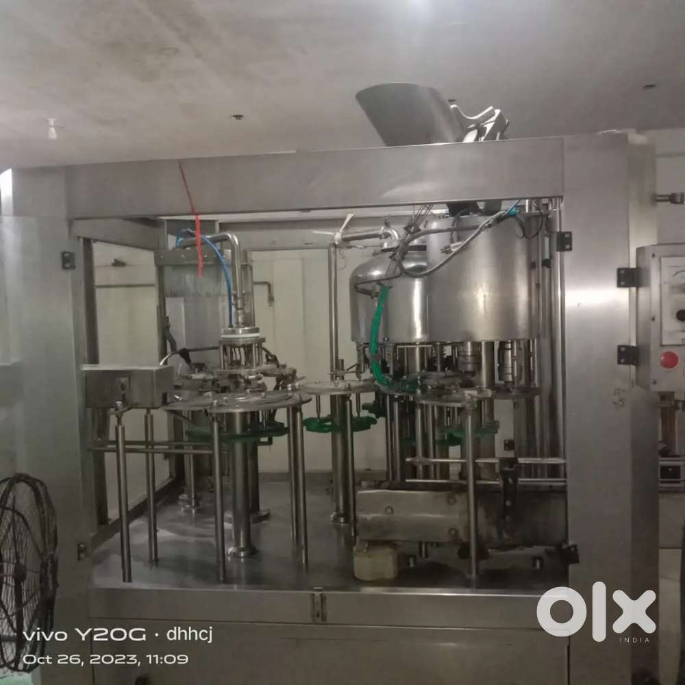 Bottling water filler