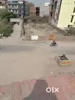 Bhu tramacentre Lanka samne ghat men road pr corner plot varanasi