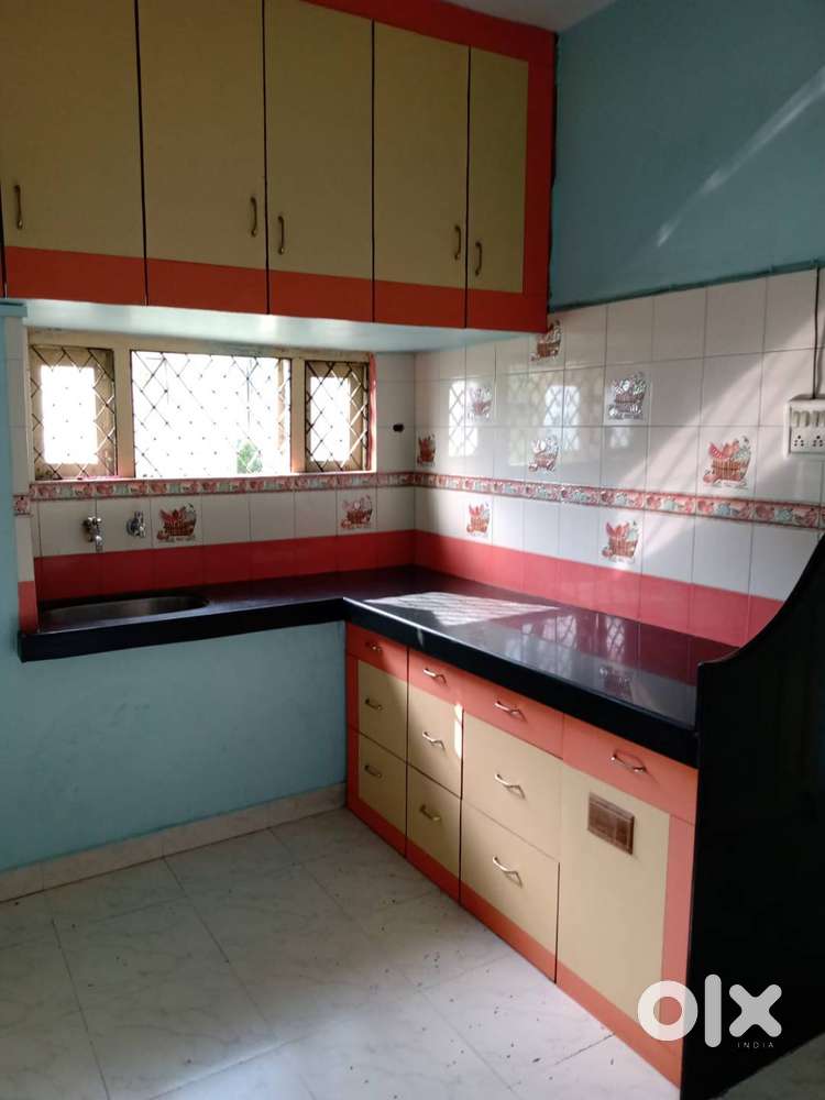 Mate Square--- For Rent 1bhk Semi Furnished Posh Flat