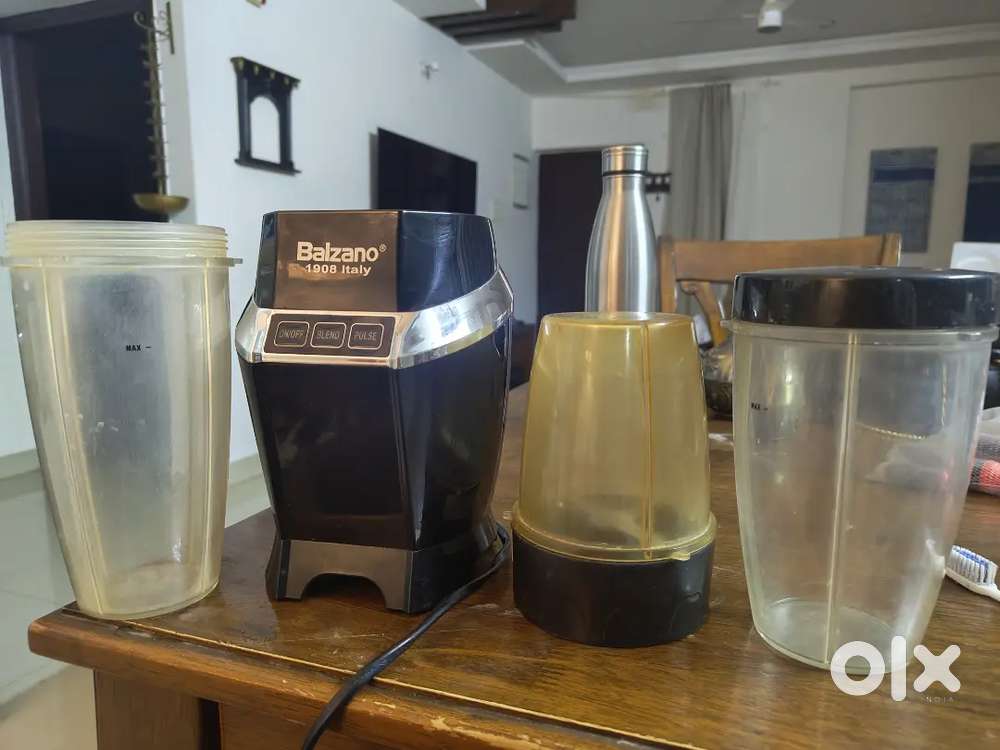Balzano 1200W Nutri Blender Bullet Mixer Grinder in Great Condition