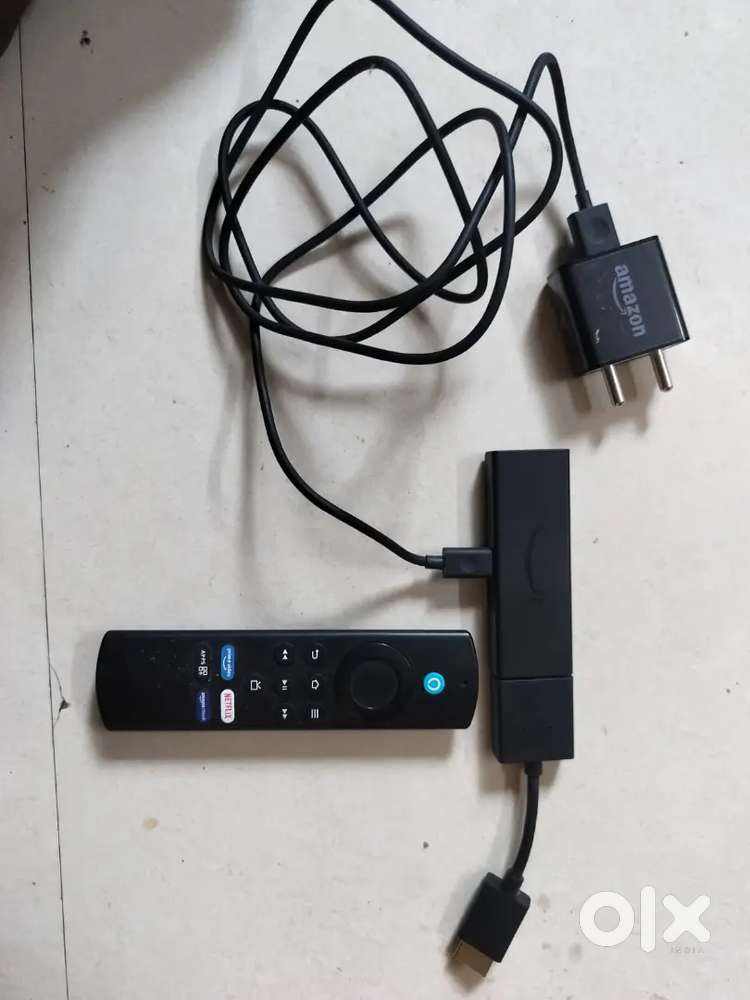 SMART TV CONNECTOR AMAZON BRAND 7 MONTH OLD