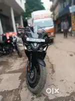 BAJAJ PULSAR RS200