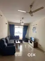 1 room vacancy in fully furnished flat