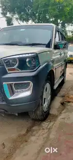 Mahindra Scorpio 2015