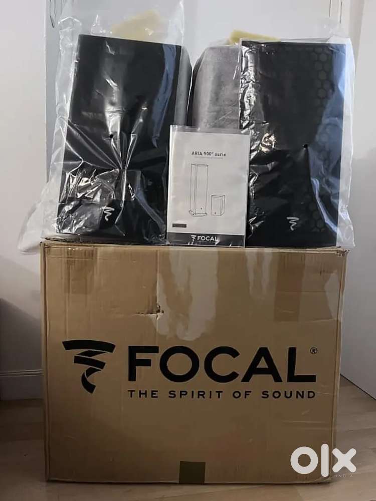 Unused Focal Aria 906 Bookshelf Speakers (Unused)