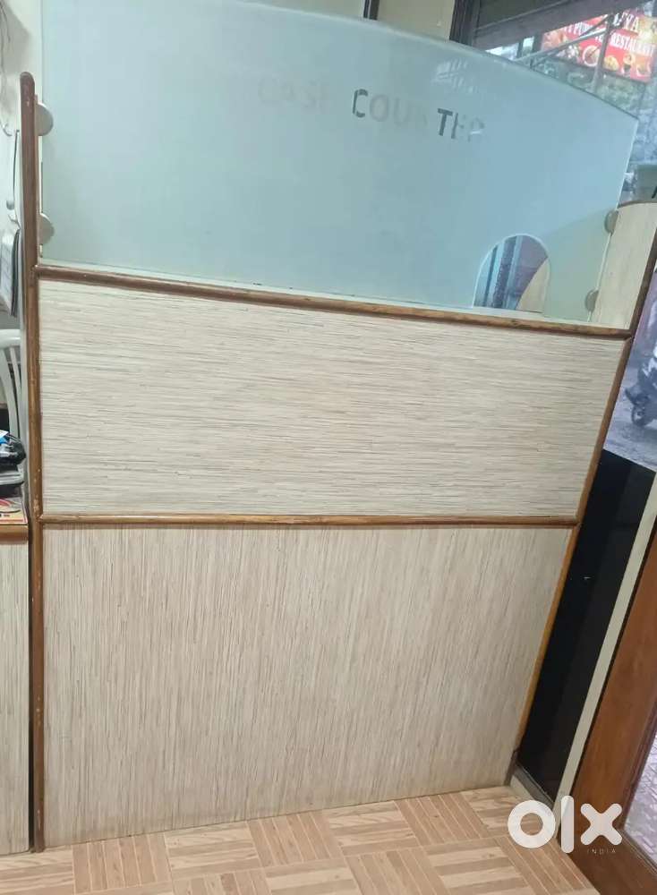 CASH COUNTER