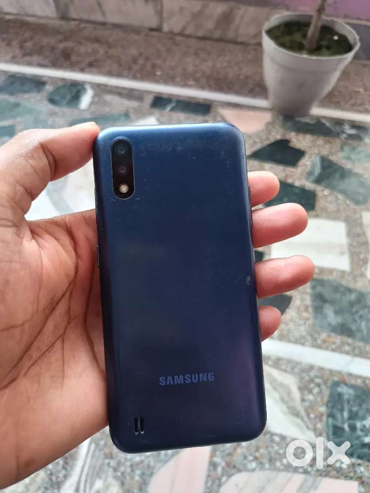 Samsung M01