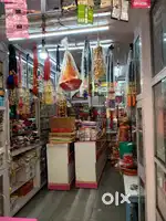 Highly modern shop at a very reasonable rate
