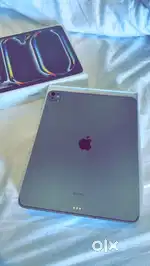 Apple Ipad Pro 13”Inch (M4) Wifi + Cellular 256GB