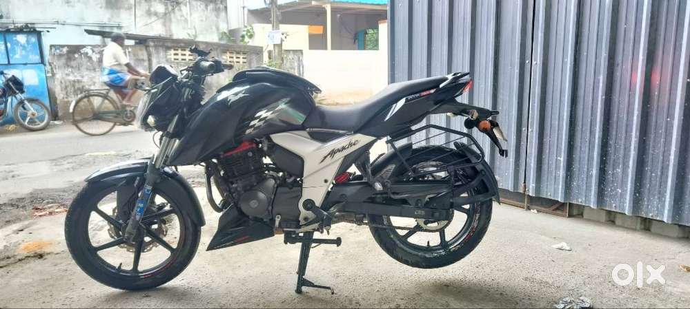 Apache RTR 160 4V
