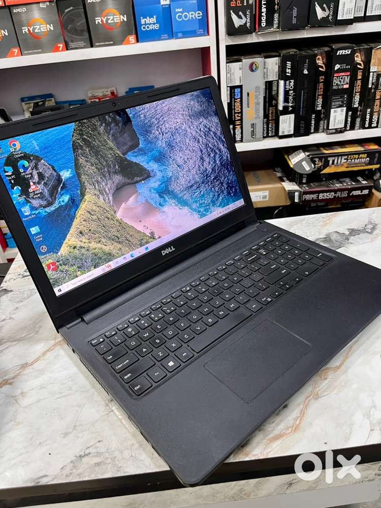 HIGH PERFORMANCE AND HIGH BATTERY LIFE LAPTOP SALE WITH ORIGINAL CHARG