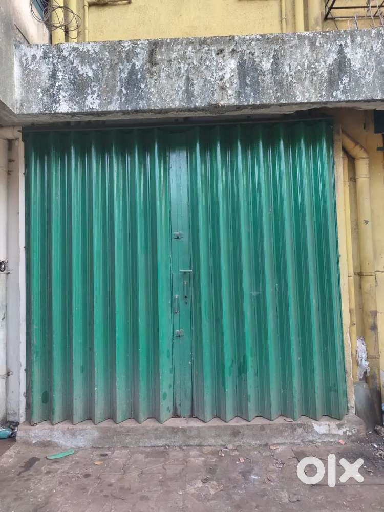 312 sqft Shop for rent