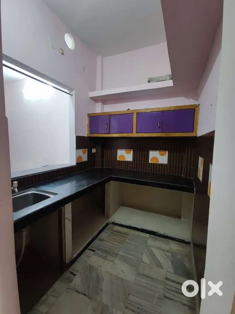 for Students  (2room + study room + kitchen + bathroom + balcony)