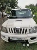 Mahindra Scorpio 2012 Diesel 99500 Km Driven ac on all okay