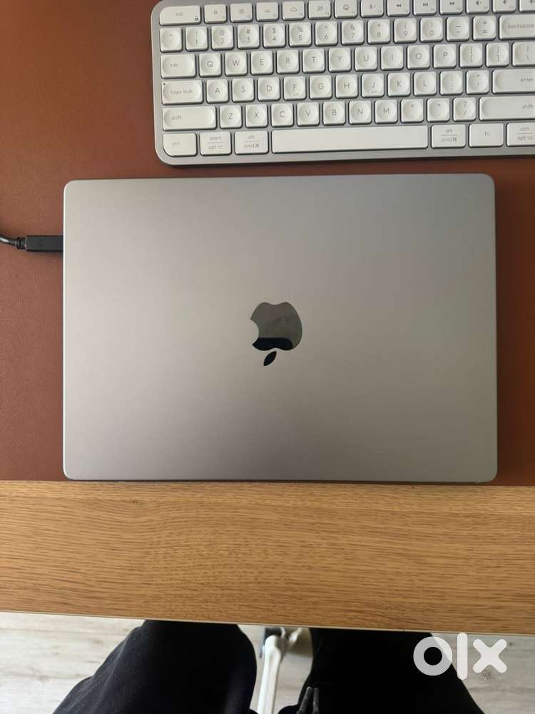 Apple MacBook Pro 14” M1 Pro  16 GB RAM 512 GB SSD  Great Condition