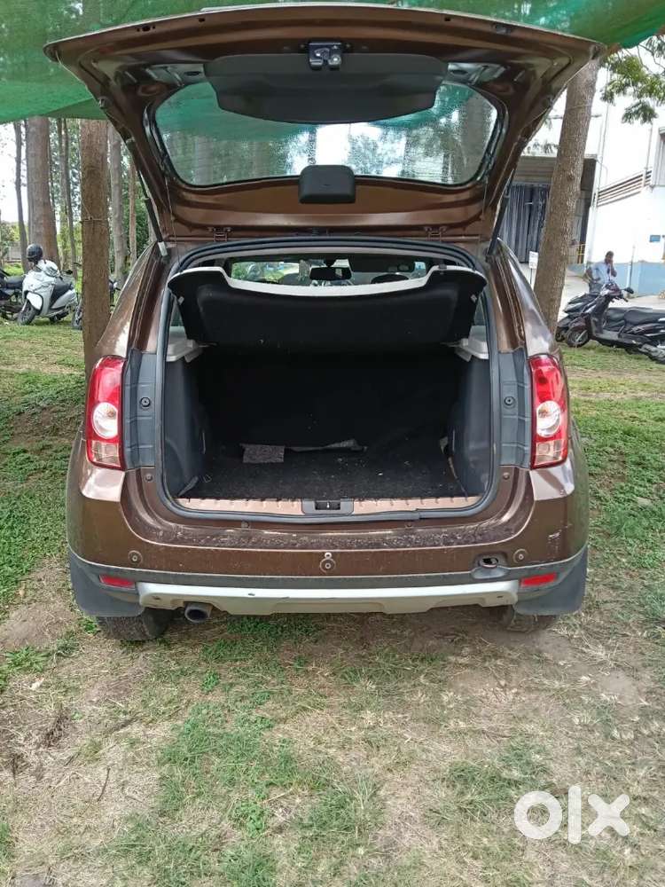 Renault Duster 2015 Diesel 122000 Km Driven