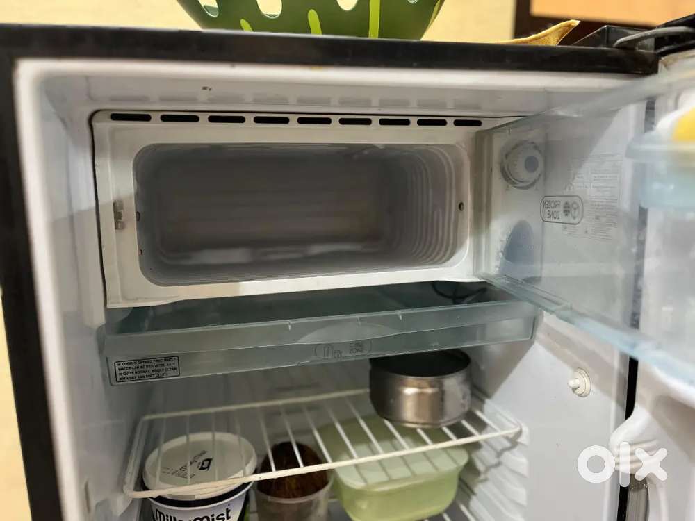 Videocon neat and clean fridge