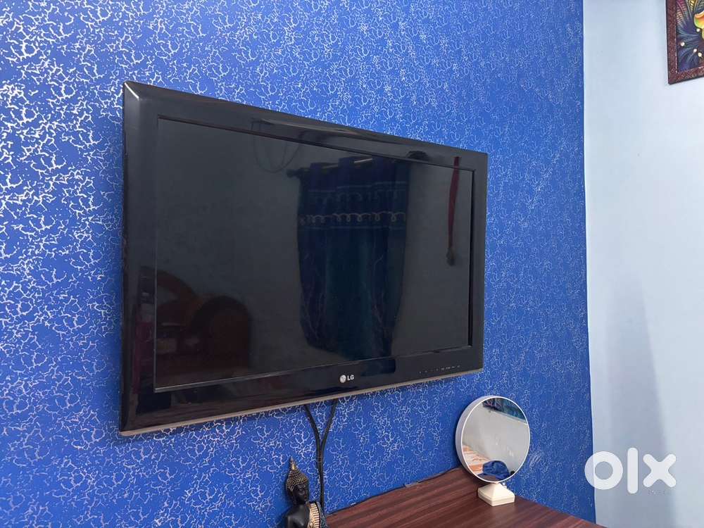 3 LED TVs for Sale – Display Issue – LG 32” & Mi 43”