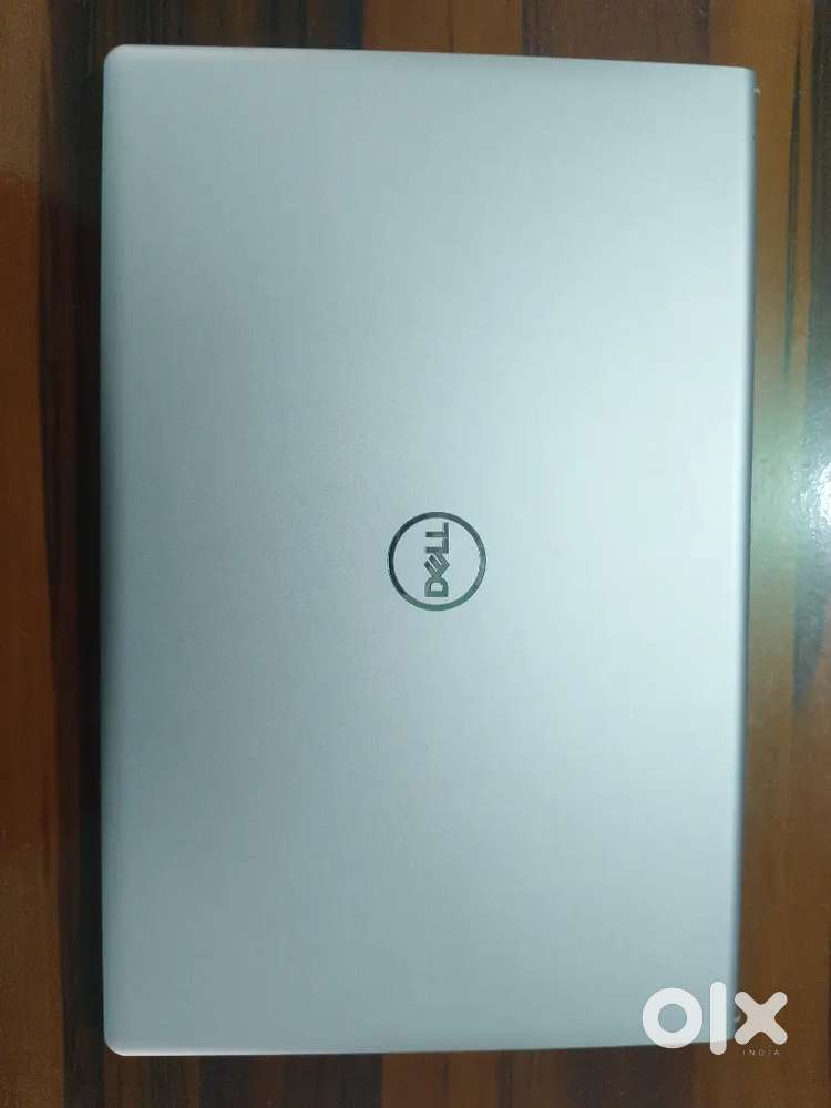 Dell Inspiron 15 7000 Series  Ryzen 5  13th Gen  16GB RAM  512 GB