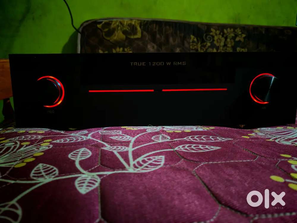 Sub amplifier / 2 channel power amp 500 + 500 Watts rms