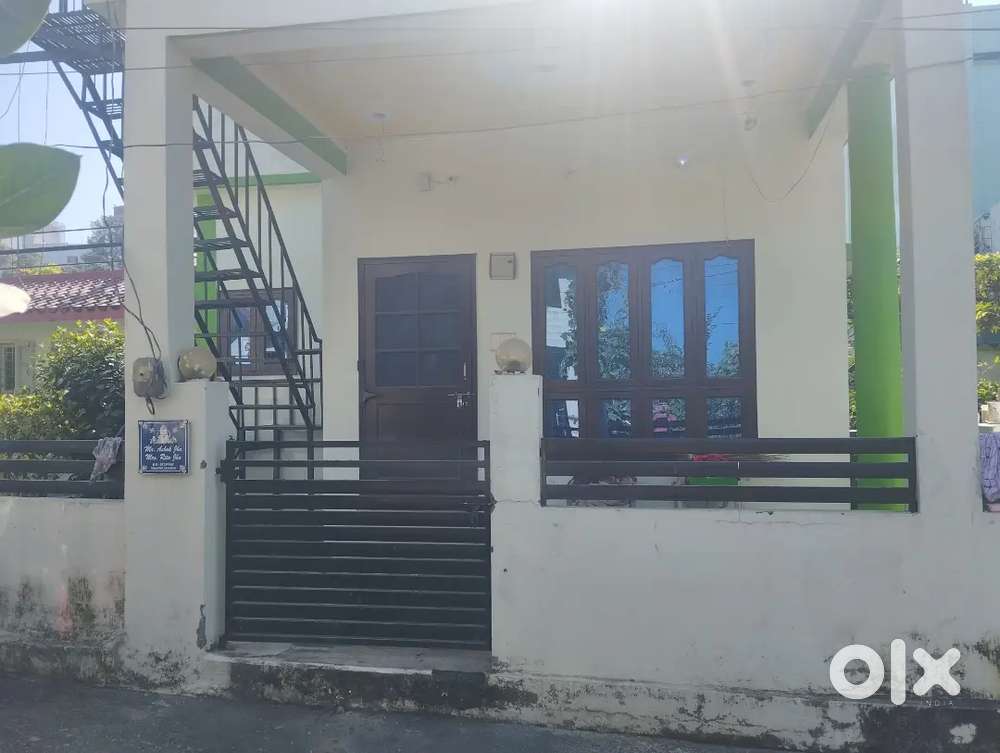 Im selling 2 bhk house with plot in thakurpur near ekta bhawan