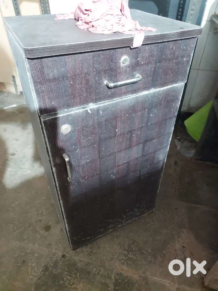 Small Wooden Cupboard for Sale in Good Condition
For Rs 2000