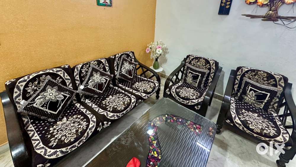 5 seater sofa set- Indian solid oak wood