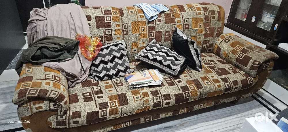 Sofa set five sittet