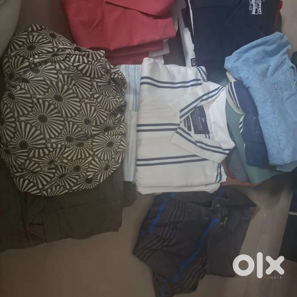 Used - Branded  Formal Shirts, non Branded t-shirts
