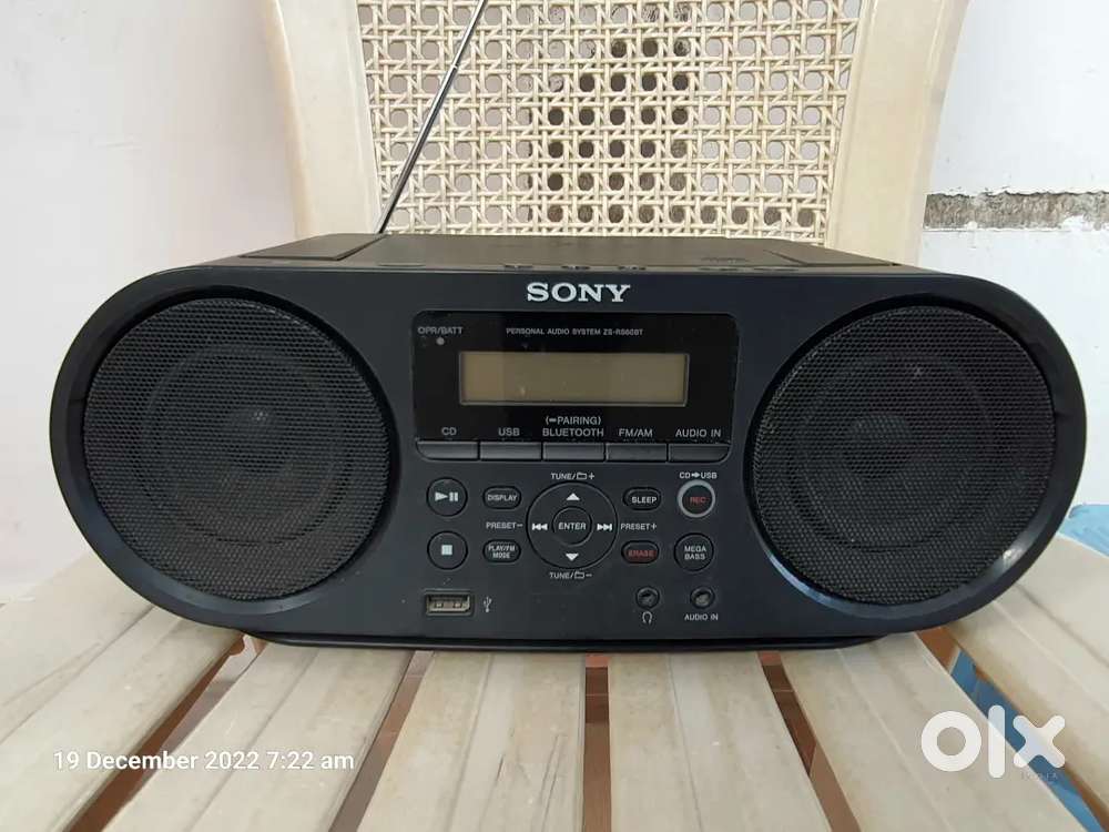 Sony ZS-RS60BT Boombox