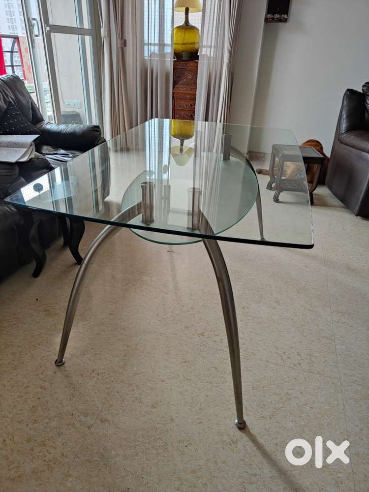 6 seater glass dining table