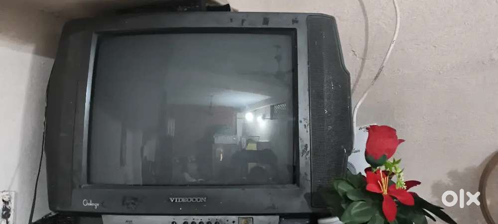 Old model Tv hai
