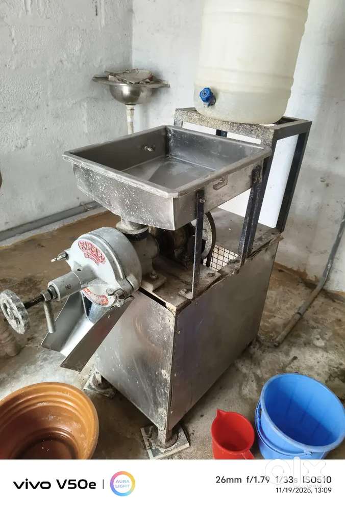 Flour machine
