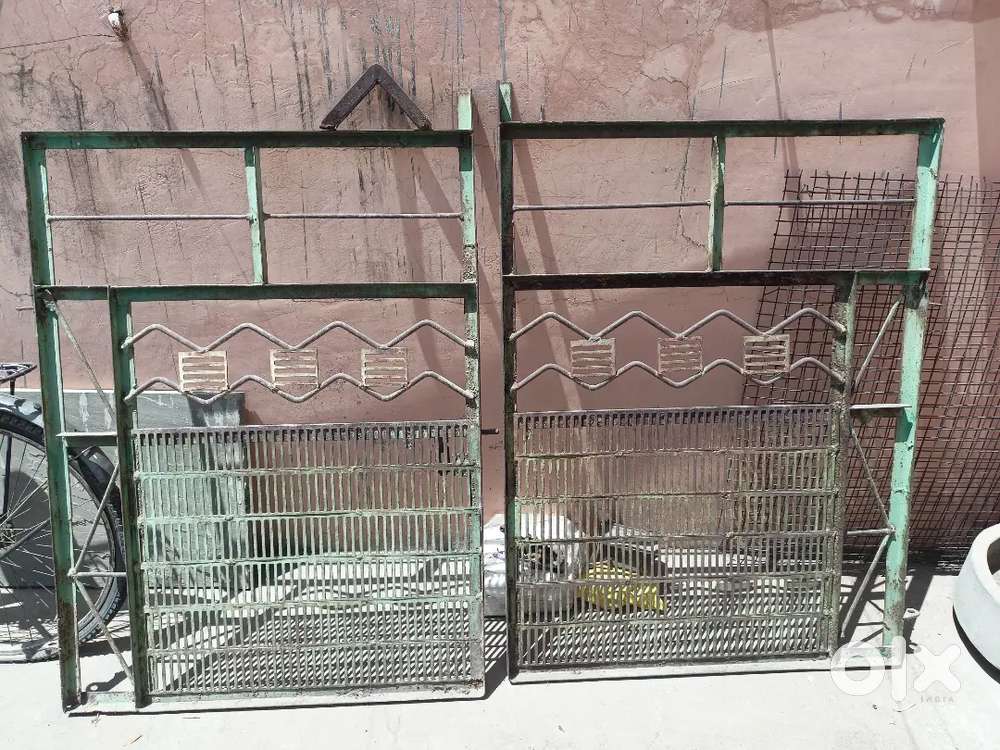 Windows and main gate