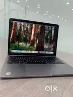 Apple MacBook Pro  13inch  2020  Quad Core i7  32GB RAM  512GB