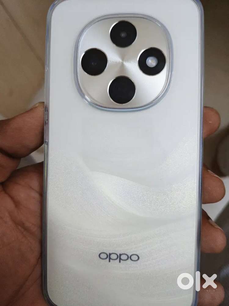Oppo f31 pro 8/256 white