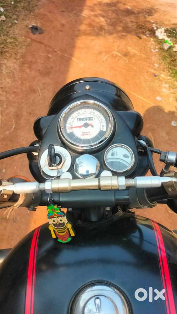 Classic 350 bs6 steelth black edition