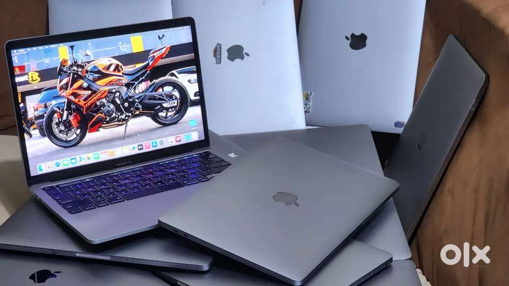 Apple Macbook Pro i5 16GB Ram 256gb Apple SSD Touchbar 13Inch