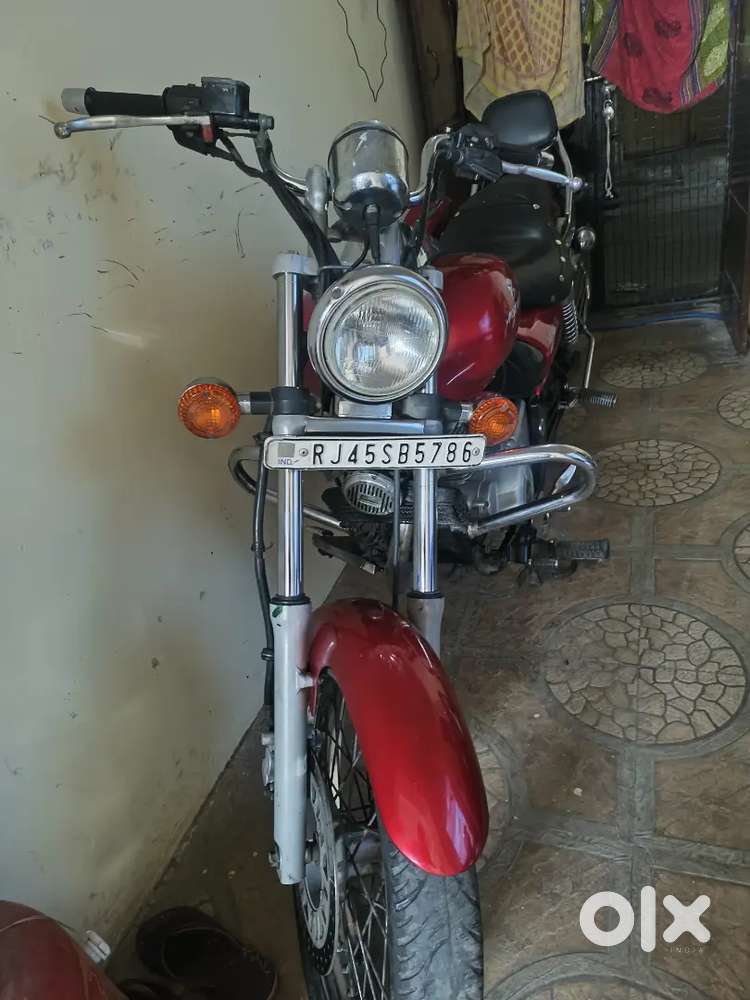 Bajaj Avenger 220 (2013)